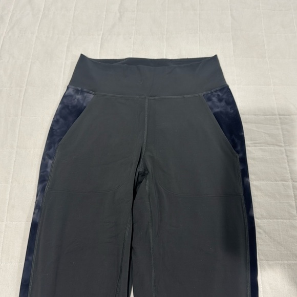 Lululemon Align Joggers - Picture 3 of 13